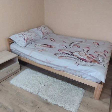 Оренда Затишної 2 Кімнатної Квартири В Самому Серці Рівного Rivne Extérieur photo