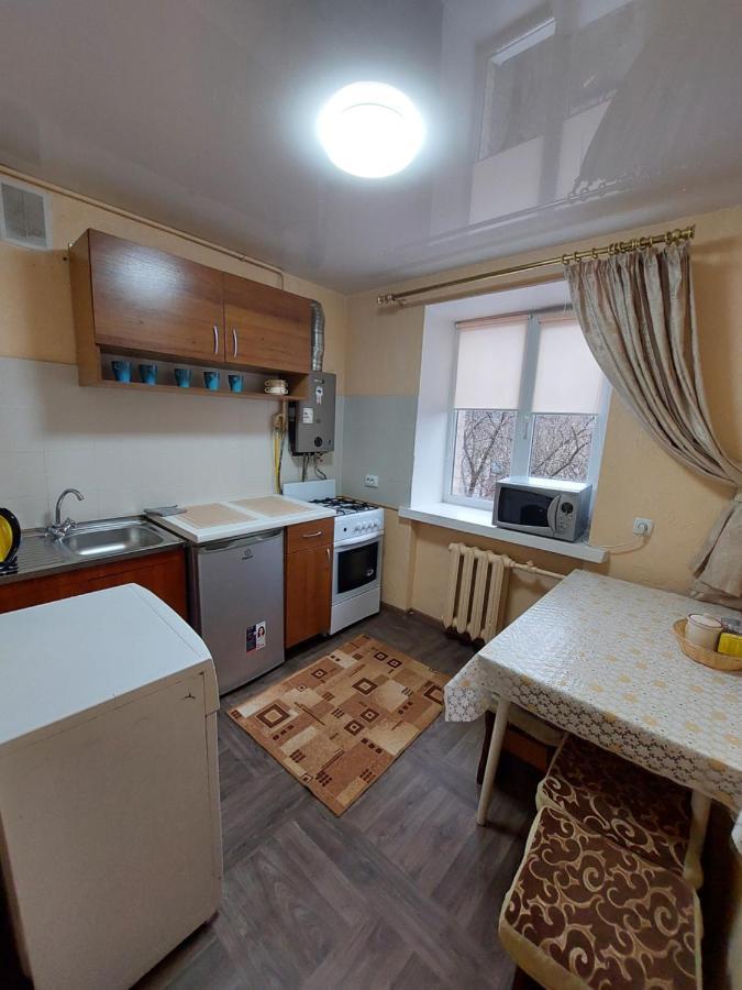 Appartement Оренда Затишної 2 Кімнатної Квартири В Самому Серці Рівного à Rivne Extérieur photo